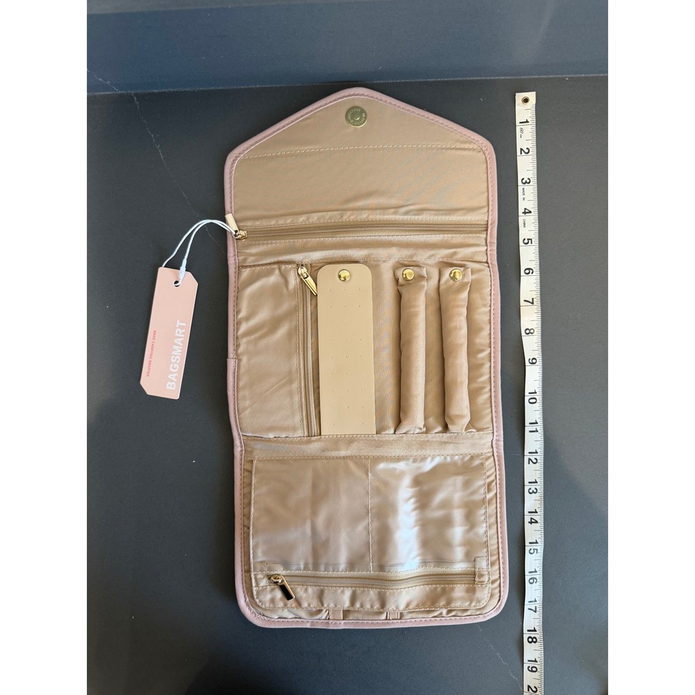 BAGSMART Quilted Travel Jewelry Organizer Case Soft Pink Magnetic‎ Closure NWT - Picture 4 of 9